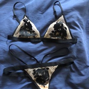 NEW Floral embroidered SET